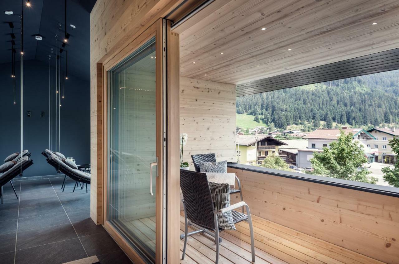 Ride & Relax Aparthotel Schwarz Eben Im Pongau Exterior photo